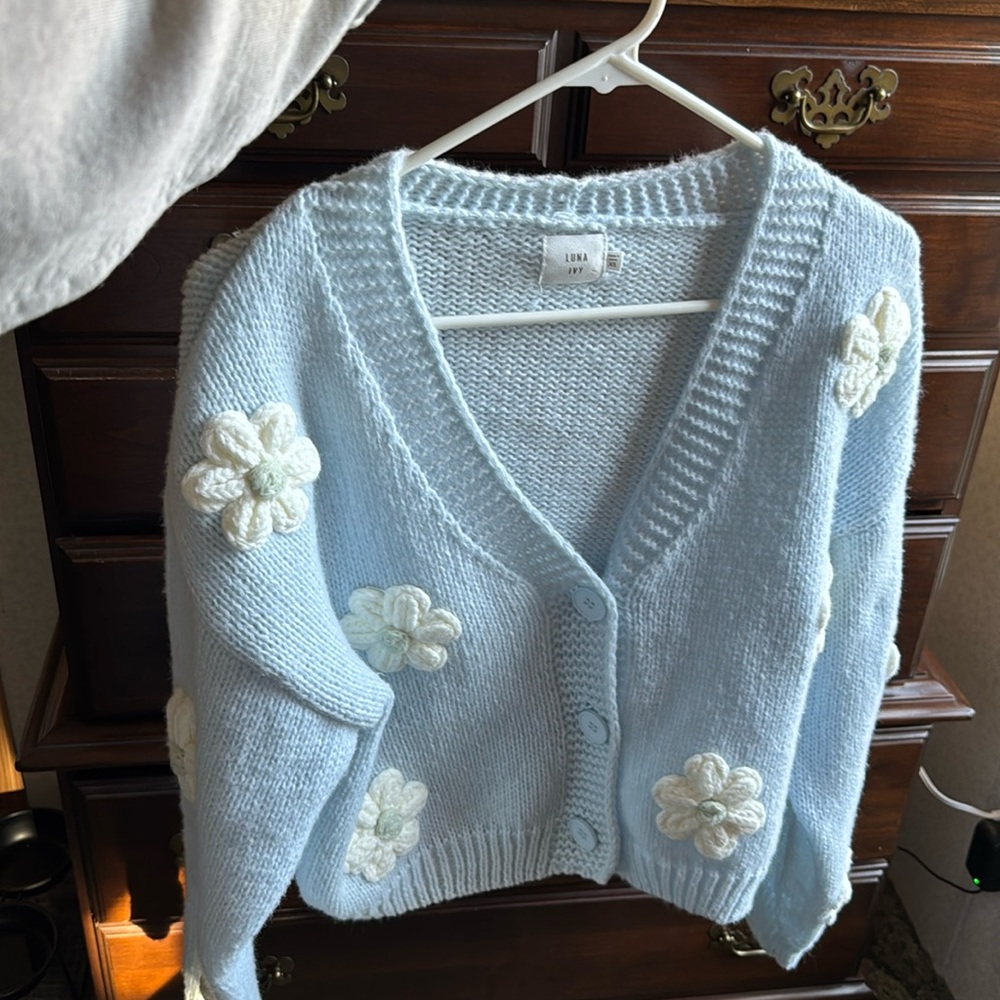 NWT Luna Ivy Sky Blue Flower Cardigan Sweater